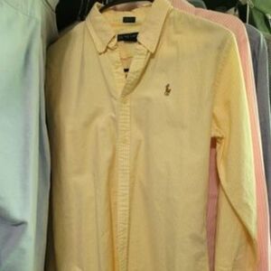Women's button-down shirts